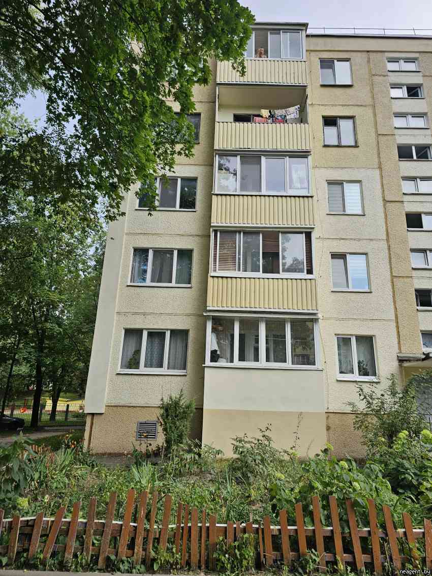 3-комнатная квартира, ул. Седых, 50, 1110 рублей: фото 1