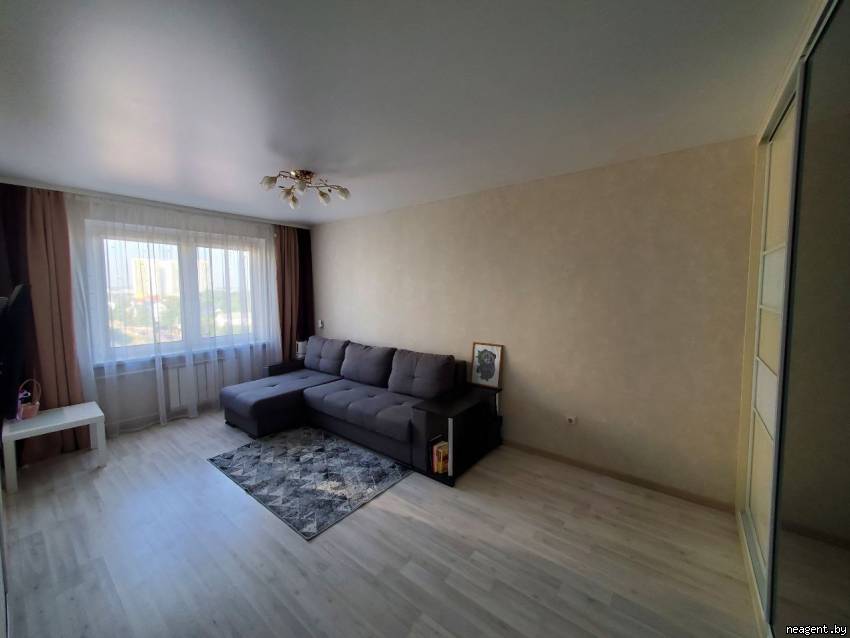 2-комнатная квартира, ул. Академика Карского, 21, 1108 рублей: фото 1