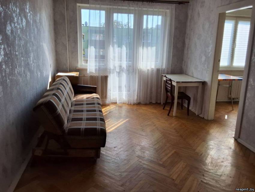 3-комнатная квартира, ул. Харьковская, 80/2, 1188 рублей: фото 1