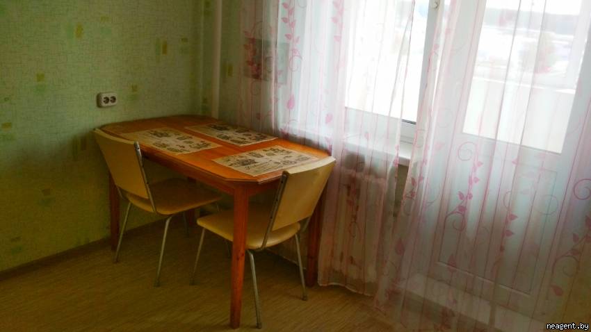 1-комнатная квартира, ул. 40 лет Победы, 15а, 1050 рублей: фото 2