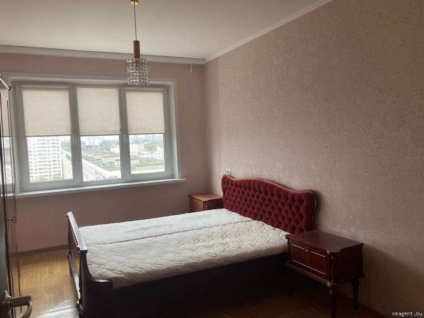 3-комнатная квартира, Независимости просп., 143/1, 1332 рублей: фото 2