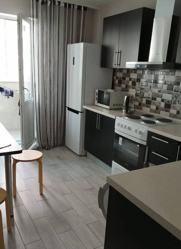 1-комнатная квартира, Рокоссовского, 106, 450 рублей: фото 1