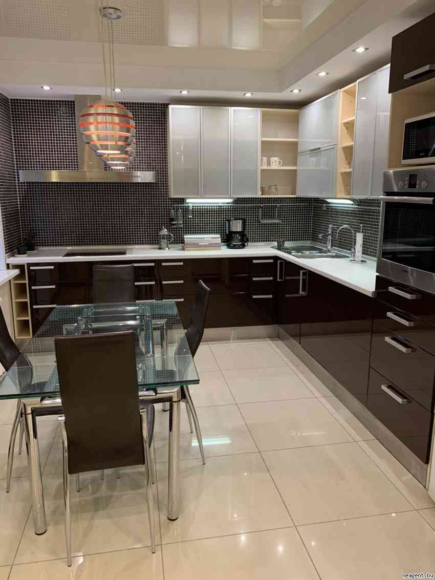 3-комнатная квартира, ул. Леонида Беды, 29, 2800 рублей: фото 2