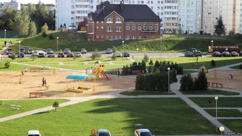 2-комнатная квартира, ул. Александрова, 10, 380 рублей: фото 6