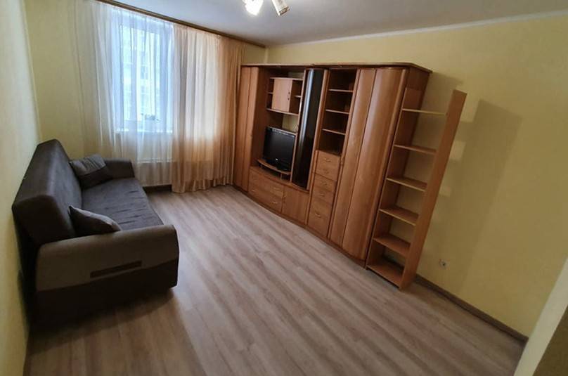1-комнатная квартира, ул. Молодежная, 118, 280 рублей: фото 5