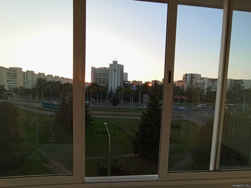 3-комнатная квартира, ул. Якуба Коласа, 52, 1122 рублей: фото 3