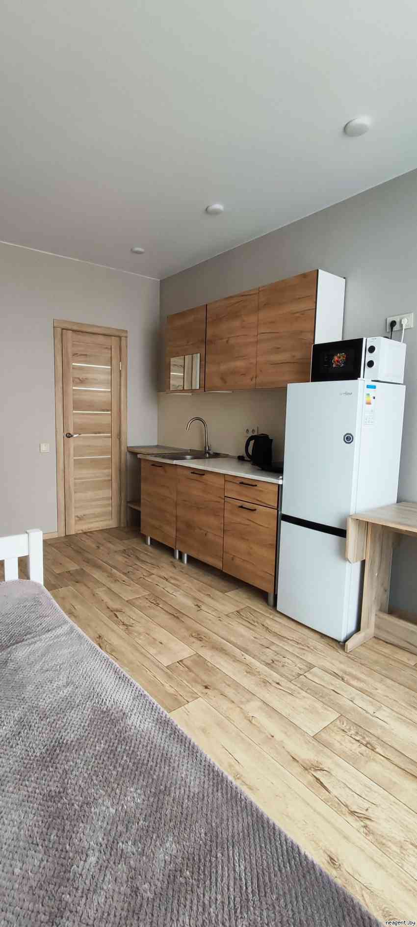 1-комнатная квартира, ул. Леонида Левина, 7, 1016 рублей: фото 1