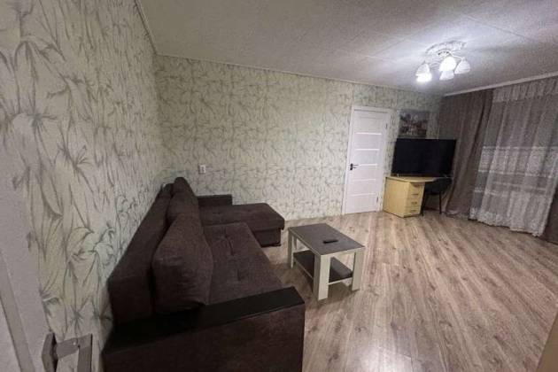 2-комнатная квартира, Чкалова, за 1037 р.