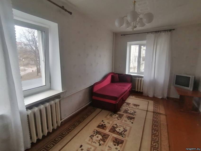1-комнатная квартира, ул. Карла Либкнехта, 92, 460 рублей: фото 2