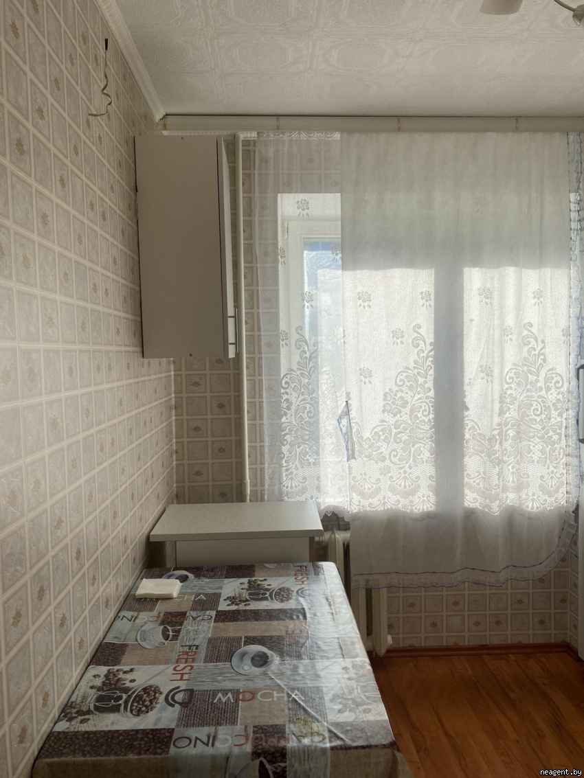 1-комнатная квартира, ул. Розы Люксембург, 172, 939 рублей: фото 4