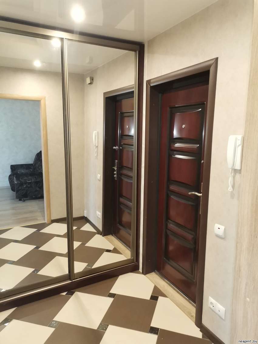 1-комнатная квартира, ул. Ангарская, 70, 750 рублей: фото 1