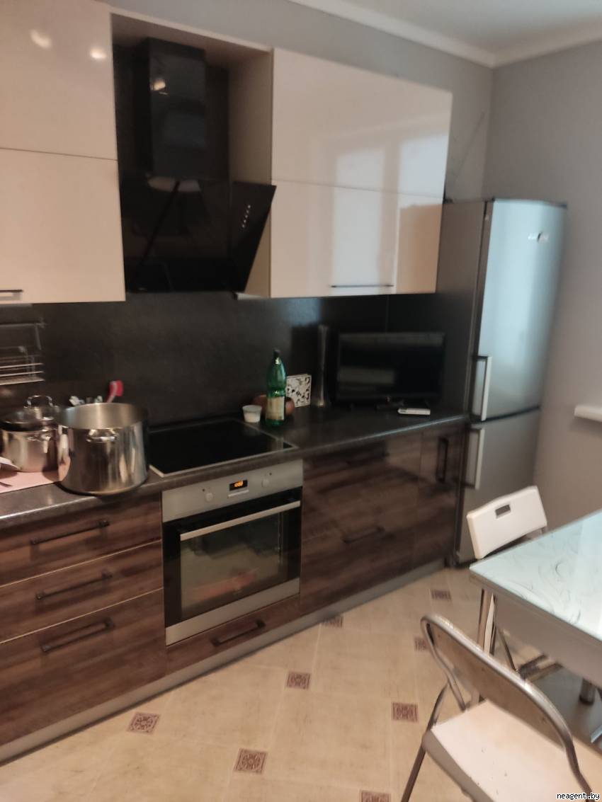 1-комнатная квартира, ул. Леонида Беды, 33, 1150 рублей: фото 1