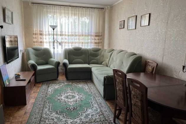 2-комнатная квартира, Сергея Есенина, за 1000 р.