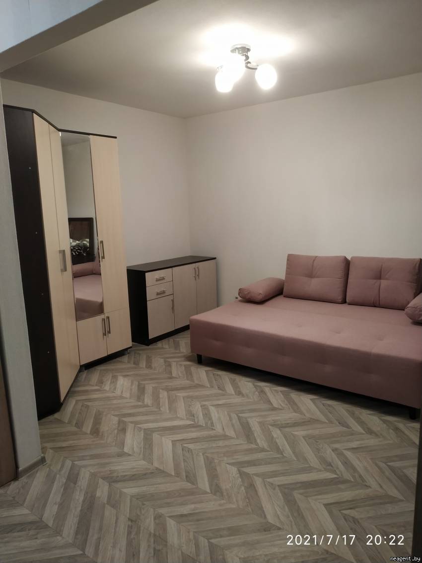 1-комнатная квартира, ул. Аладовых, 11/А, 1080 рублей: фото 1