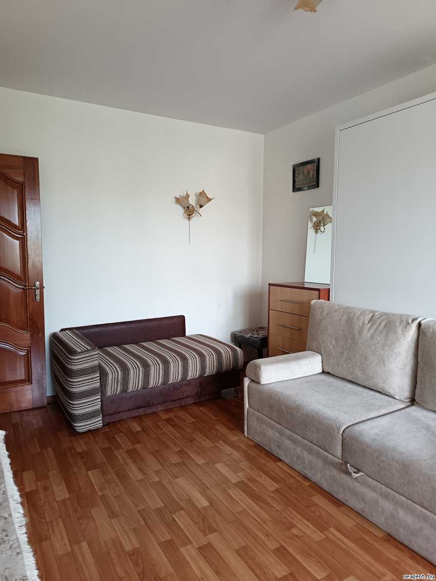 2-комнатная квартира, ул. Плеханова, 101, 1100 рублей: фото 1