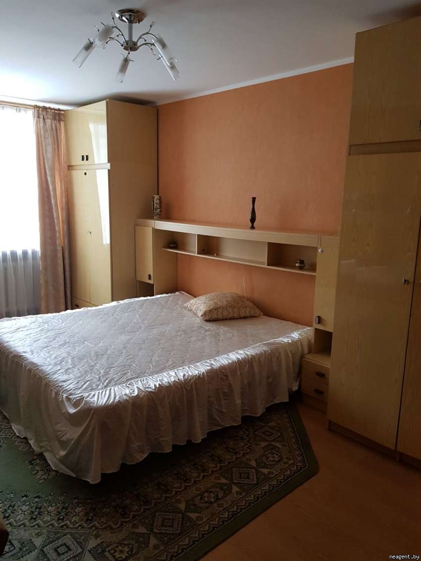 2-комнатная квартира, ул. Богдановича, 80, 1050 рублей: фото 1
