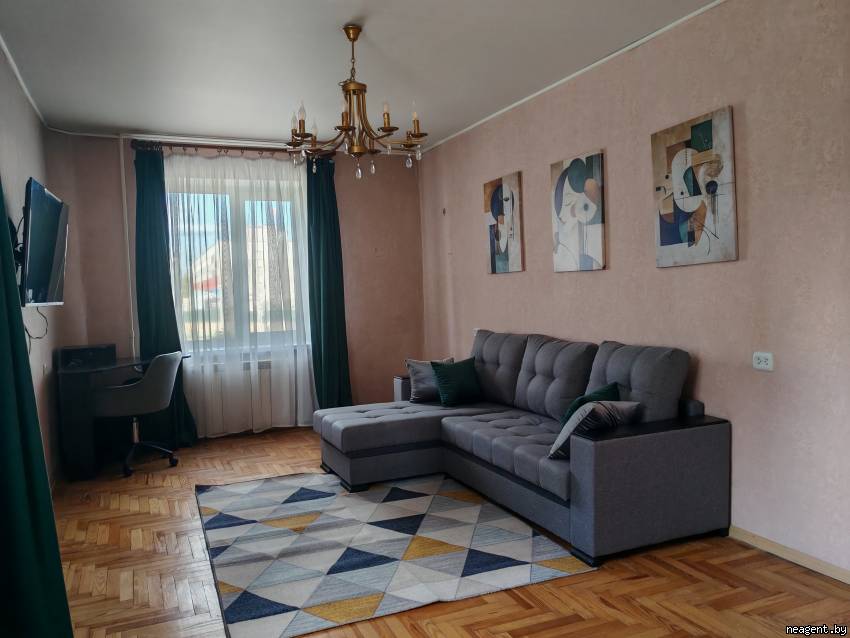 2-комнатная квартира, ул. Маяковского, 154, 1299 рублей: фото 1