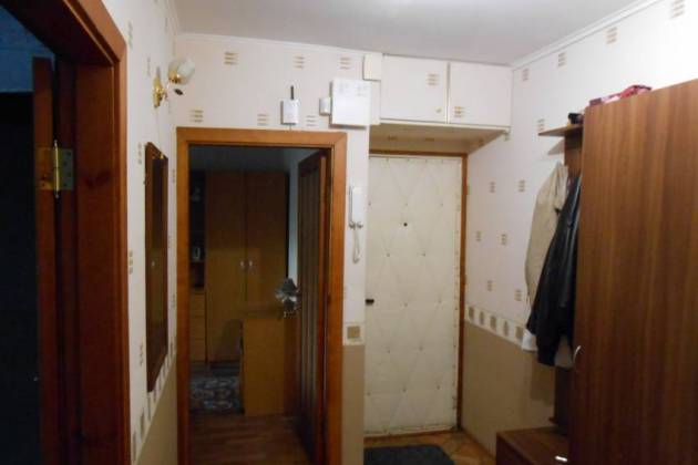 Комната, Руссиянова, за 450 р.