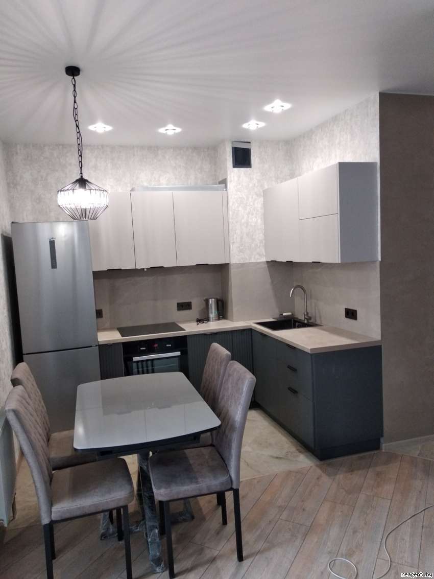 2-комнатная квартира, ул. Жуковского, 16, 1550 рублей: фото 1