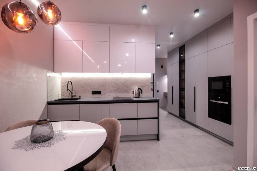 2-комнатная квартира, ул. Макаенка, 12/г, 2258 рублей: фото 3