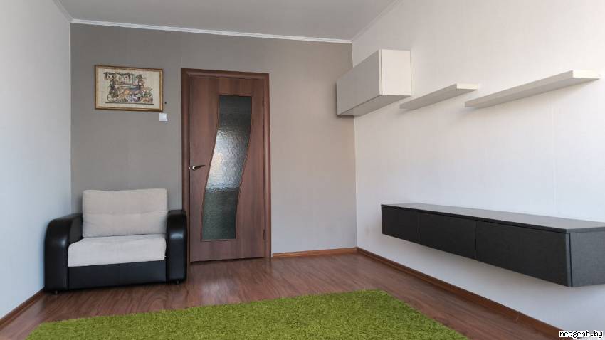1-комнатная квартира, ул. Бородинская, 17/2, 1111 рублей: фото 1