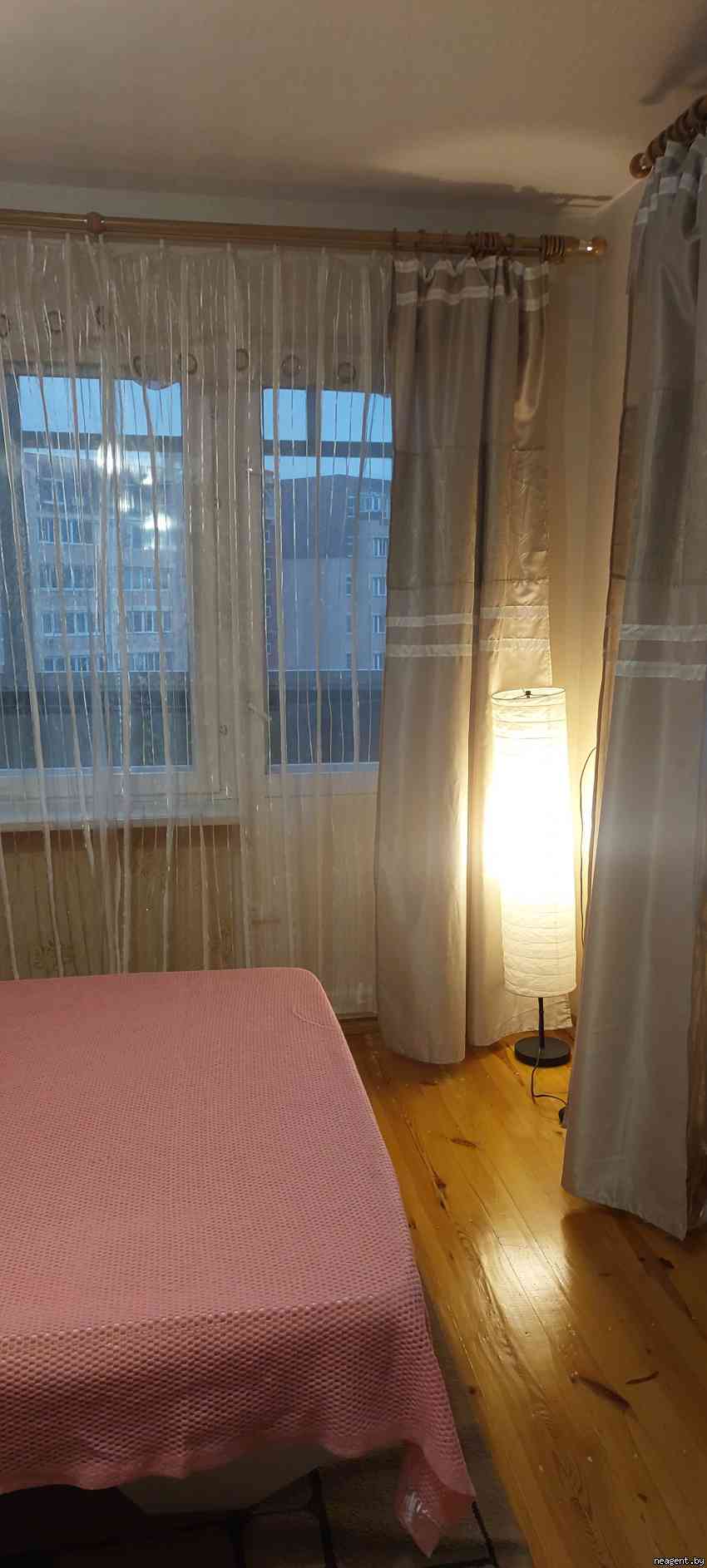 1-комнатная квартира, ул. Гвардейская, 1А, 1200 рублей: фото 1