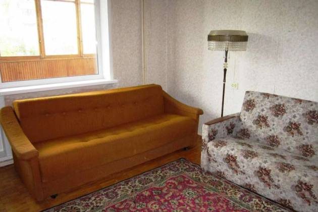 2-комнатная квартира, р-н ул. Героев 120 Дивизии: Водолажского ул., за 239744 р.