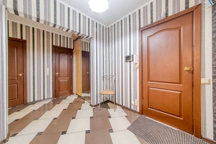 1-комнатная квартира, ул. Есенина, 83, 1100 рублей: фото 3