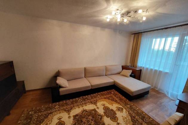 2-комнатная квартира, Одинцова ул., за 1048 р.
