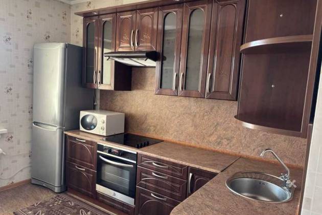 1-комнатная квартира, р-н ул. Мирошниченко: Гамарника ул., за 1097 р.