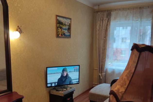 2-комнатная квартира, Партизанский просп., за 1500 р.
