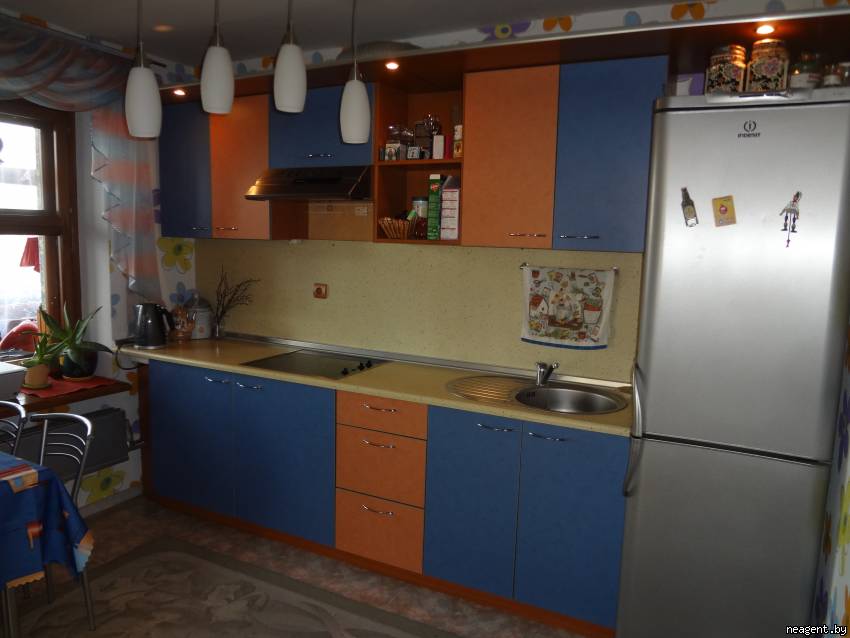 1-комнатная квартира, ул. Шугаева, 9, 1000 рублей: фото 1
