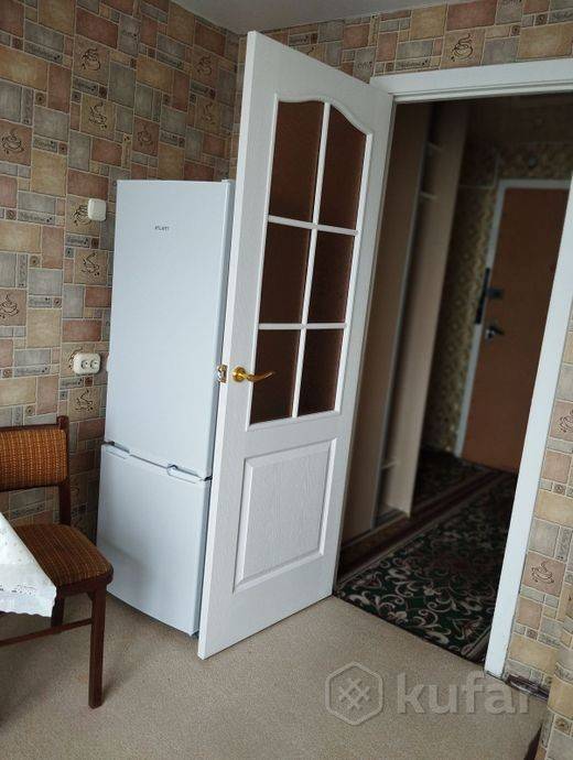 1-комнатная квартира, ул. Есенина, 117, 1110 рублей: фото 2