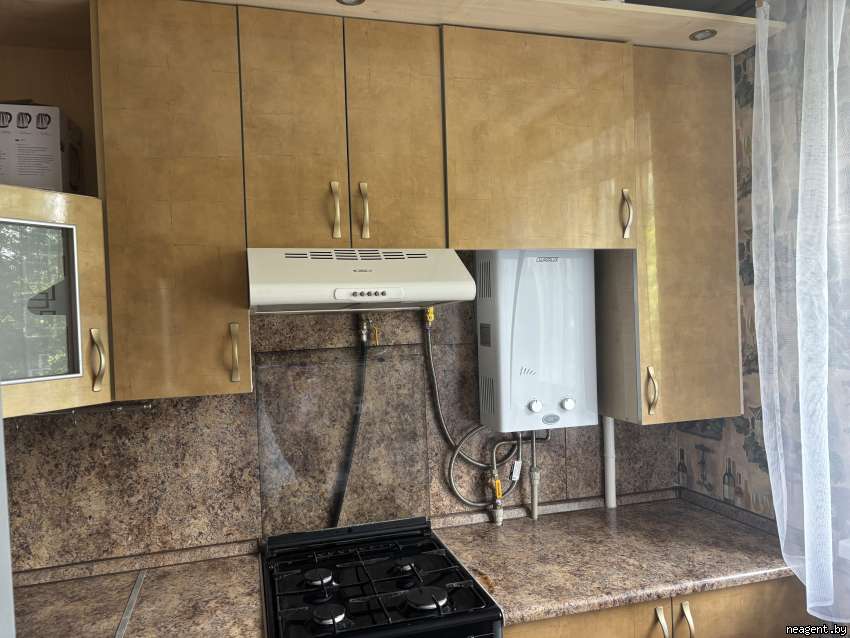 2-комнатная квартира, ул. Уманская, 59, 1200 рублей: фото 1
