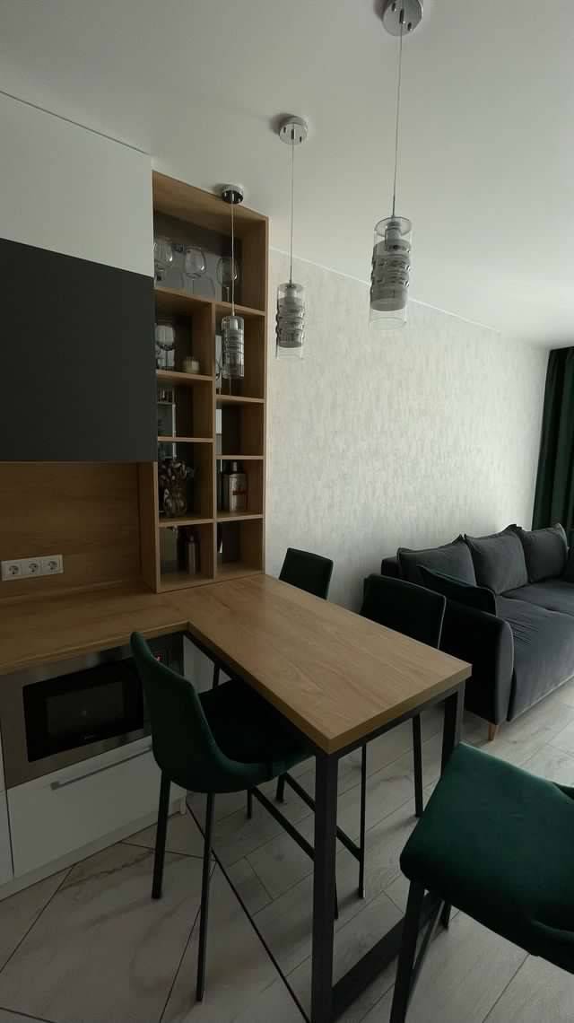 2-комнатная квартира, ул. Аэродромная, 30, 1645 рублей: фото 1