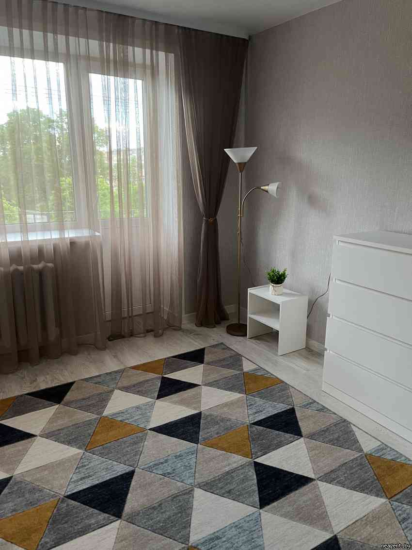 1-комнатная квартира, Уральский пер., 11, 950 рублей: фото 1