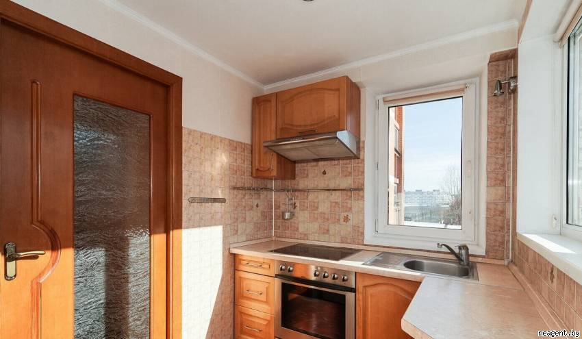 3-комнатная квартира, ул. Макаенка, 15/В, 1800 рублей: фото 9