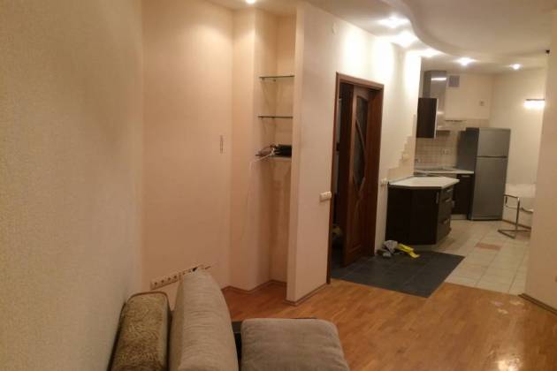 2-комнатная квартира, Притыцкого, за 1350 р.