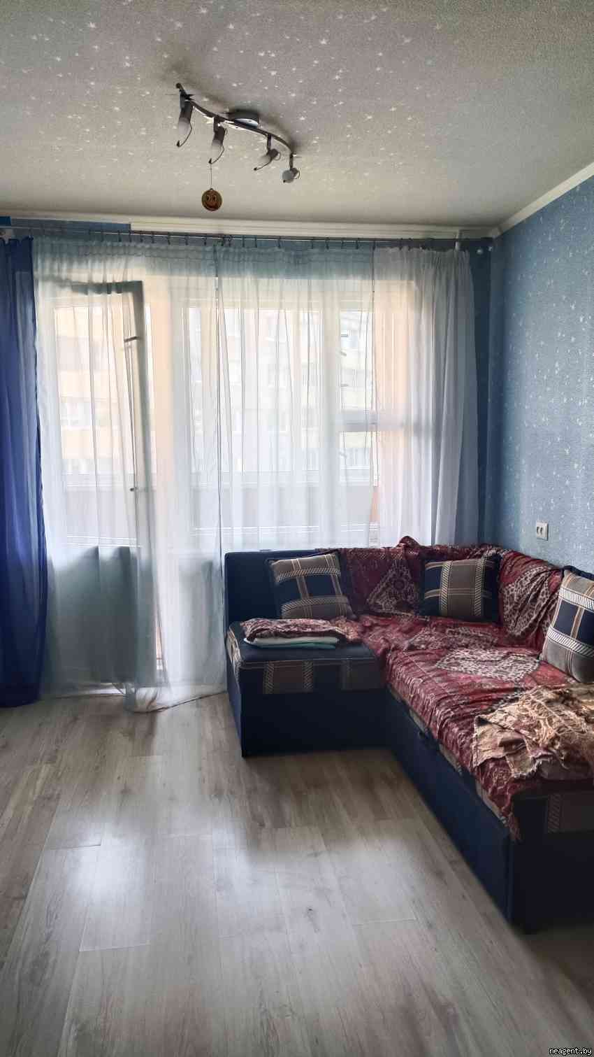 2-комнатная квартира, ул. Карбышева, 1/1, 850 рублей: фото 1