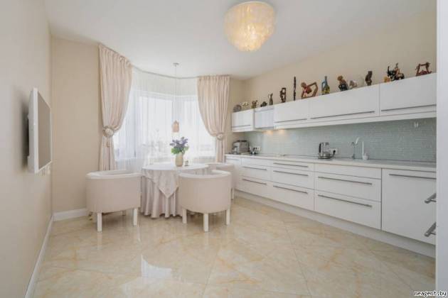 3-комнатная квартира, р-н ул. Кузьмы Чорного: Сурганова ул., за 3411 р.