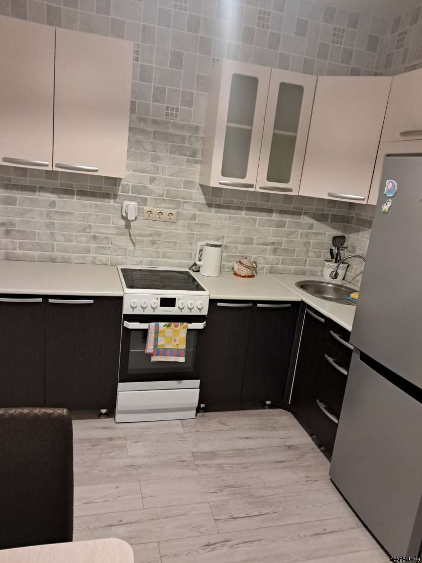 1-комнатная квартира, ул. Космонавтов, 43, 1039 рублей: фото 1