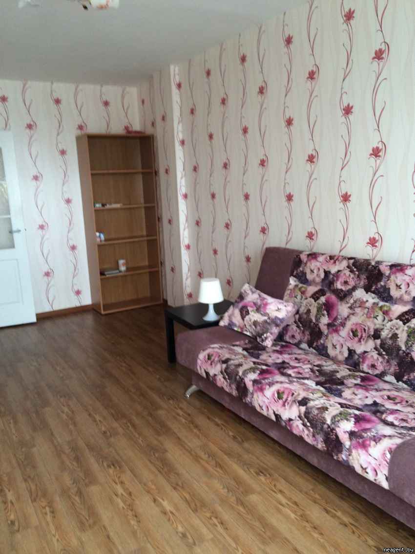 2-комнатная квартира, ул. Полесская, 7, 660 рублей: фото 1