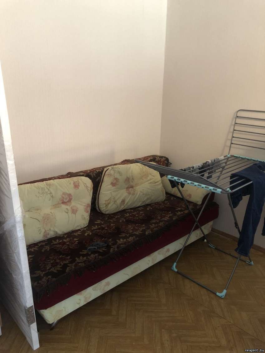 Комната, Независимости просп., 137/2, 444 рублей: фото 1