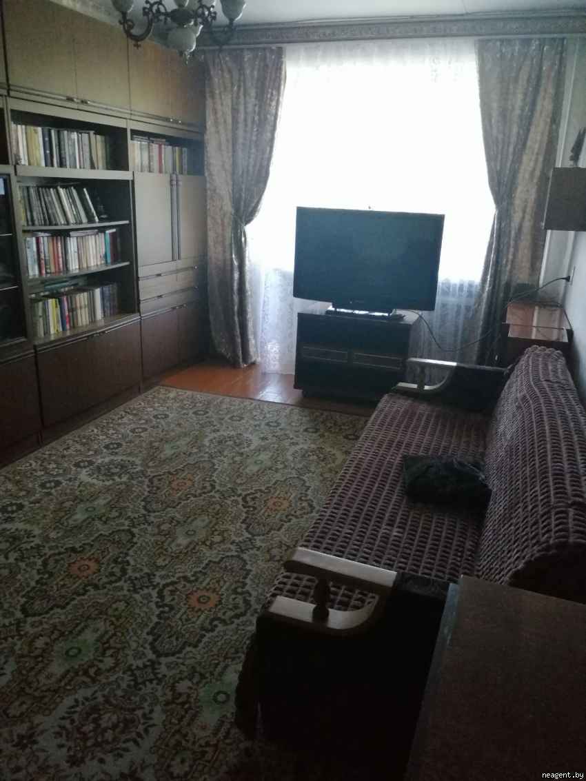 2-комнатная квартира, Варвашени, 8/1, 900 рублей: фото 1