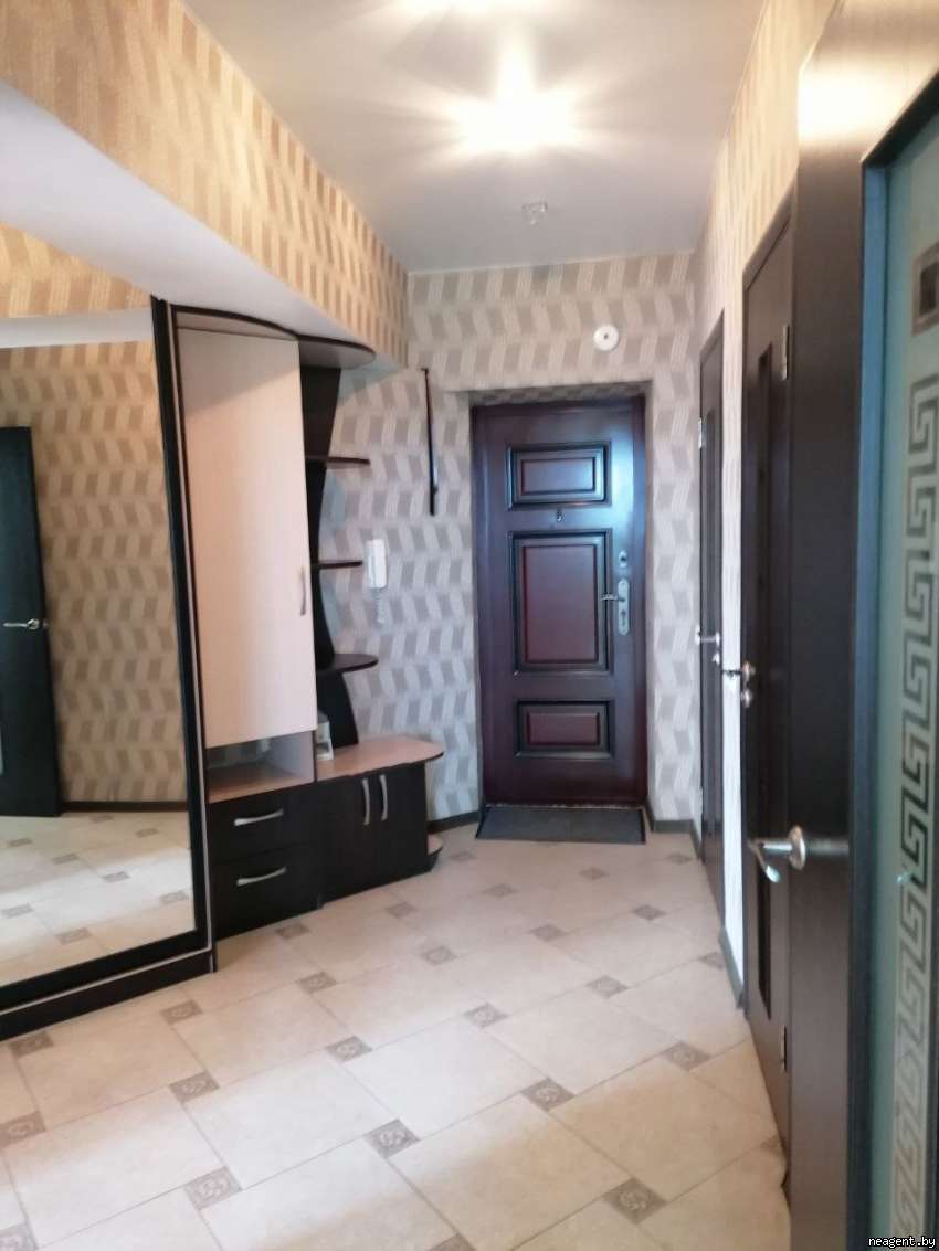 1-комнатная квартира, ул. Матусевича, 56, 350 рублей: фото 1