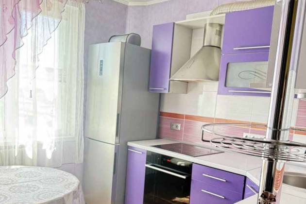 2-комнатная квартира, Колесникова ул., за 1230 р.