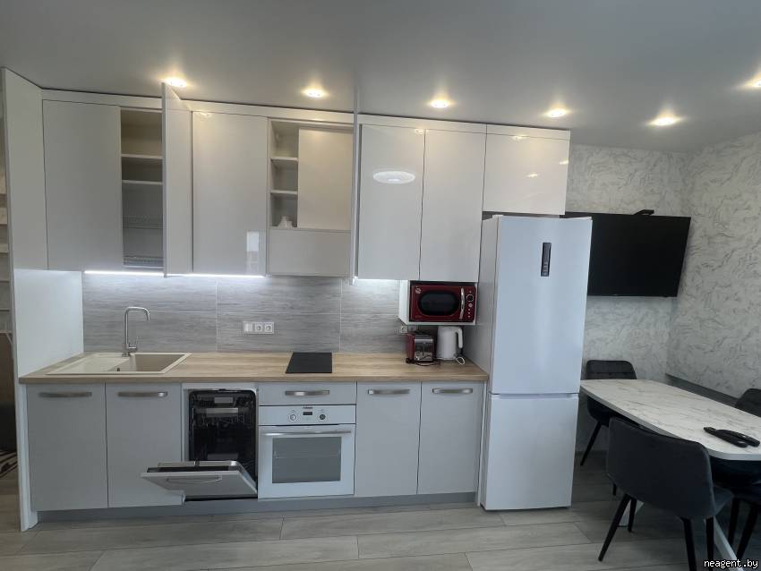 3-комнатная квартира, ул. Теслы, 23/1, 2676 рублей: фото 8