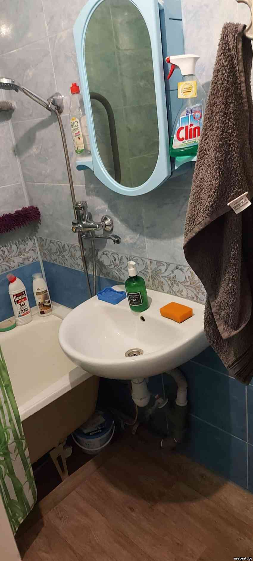 1-комнатная квартира, ул. Космонавтов, 33, 1083 рублей: фото 1