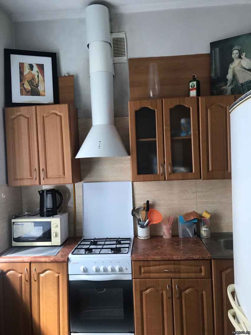 3-комнатная квартира, ул. Ленинградская, 5, 900 рублей: фото 1