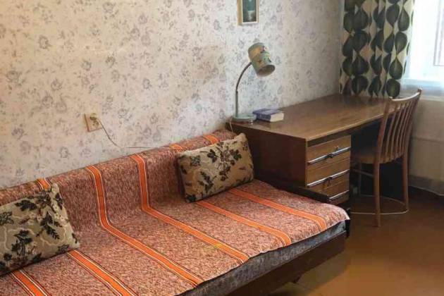 2-комнатная квартира, Проспект Рокоссовского, за 300 р.